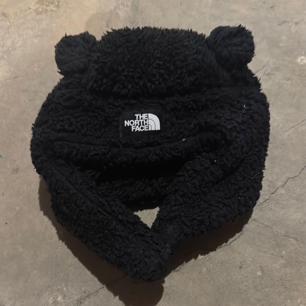 The North Face Black Fleece Bear Hat